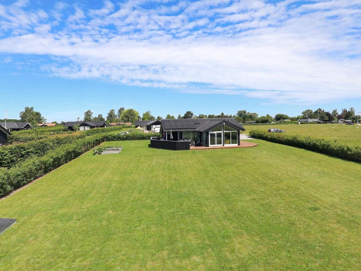 9 Person Holiday Home In Otterup Exterior photo